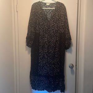 Beautiful boho floral midi length dress! Universal Thread by Target Sz XL